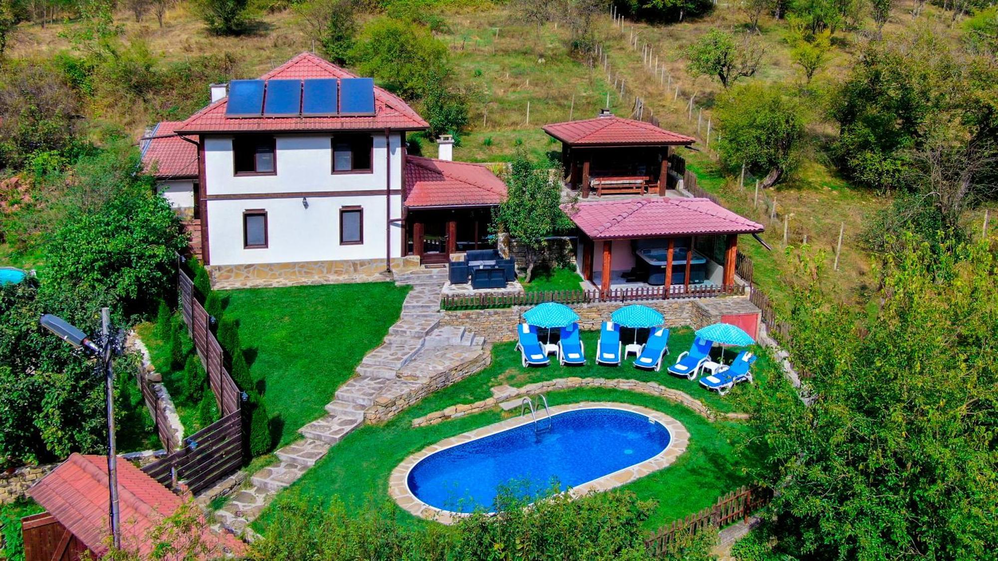 House Maya Tryavna Exterior photo